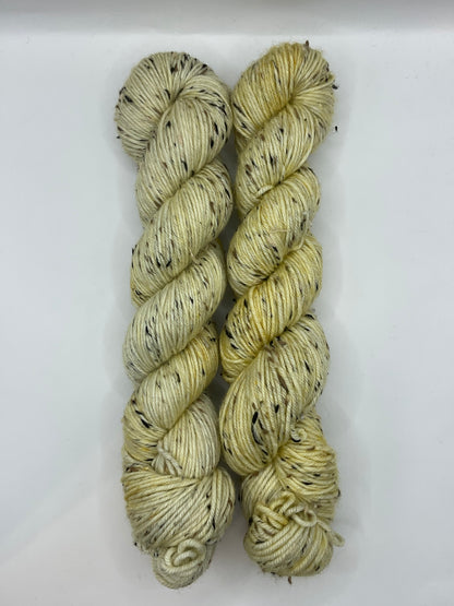 DK Tweed Vanilla Skein