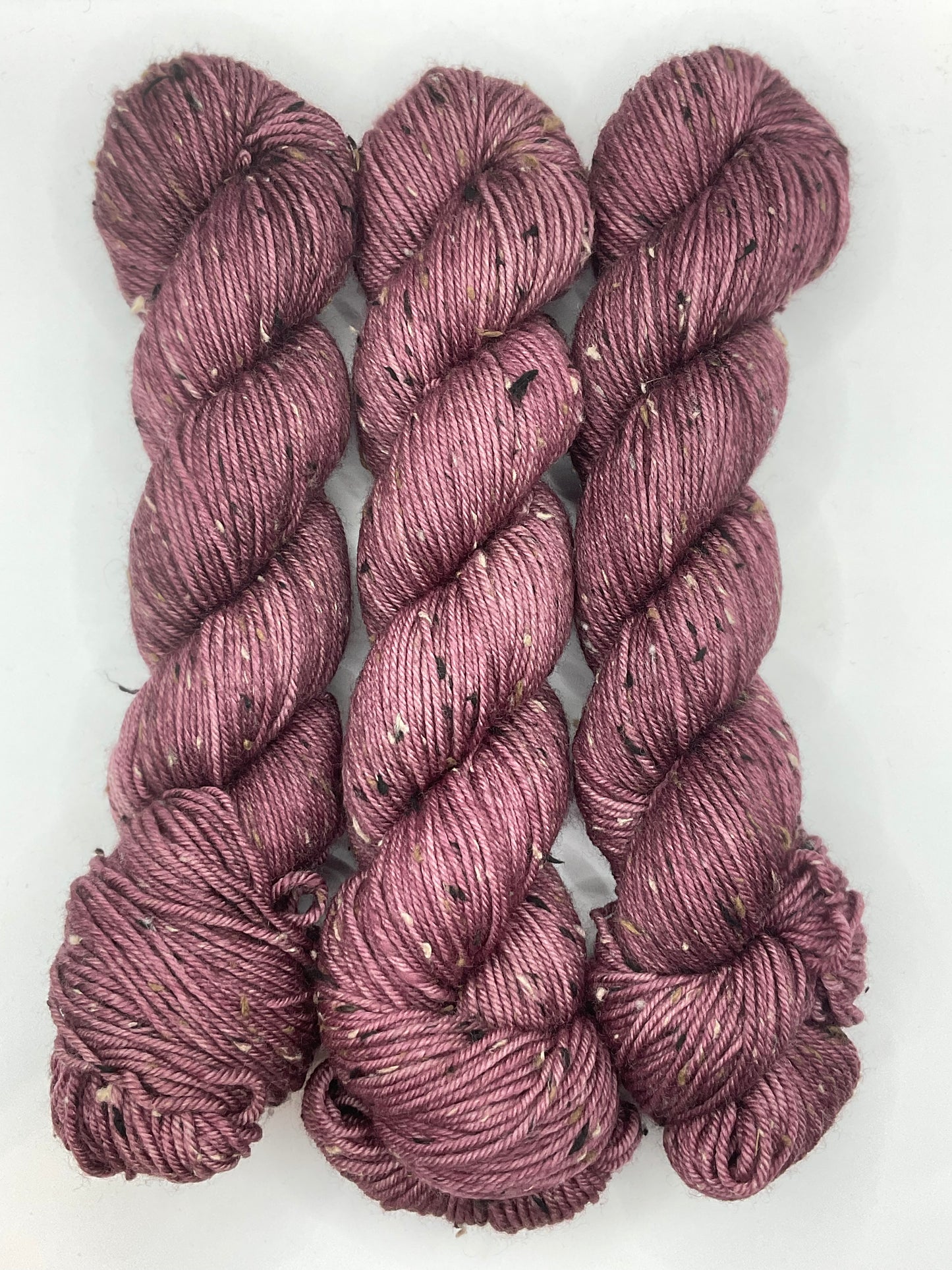 DK Tweed Antique Mauve Yarn