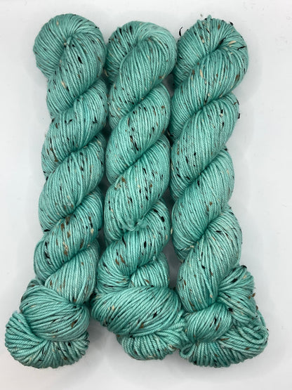 DK Tweed Frost Yarn