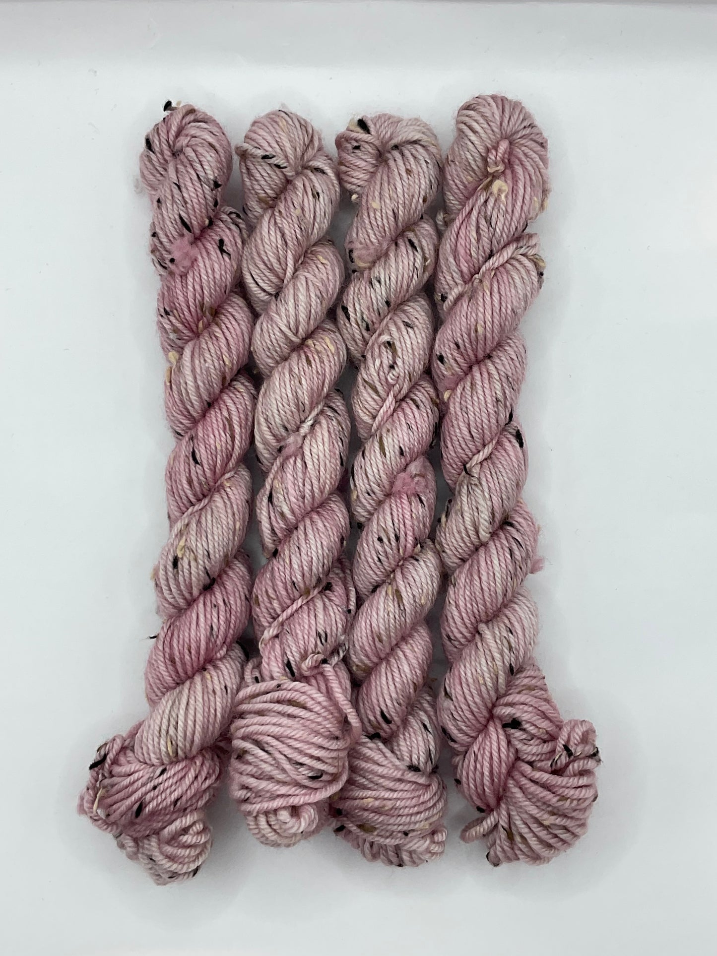 Mini DK Tweed Dusty Rose Skein