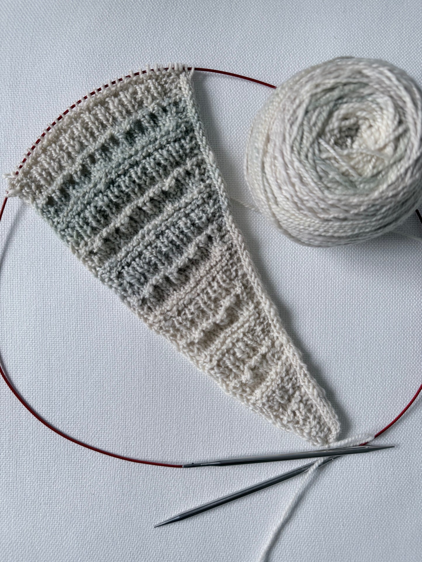 Lace and Texture Class - The Mara Shawlette