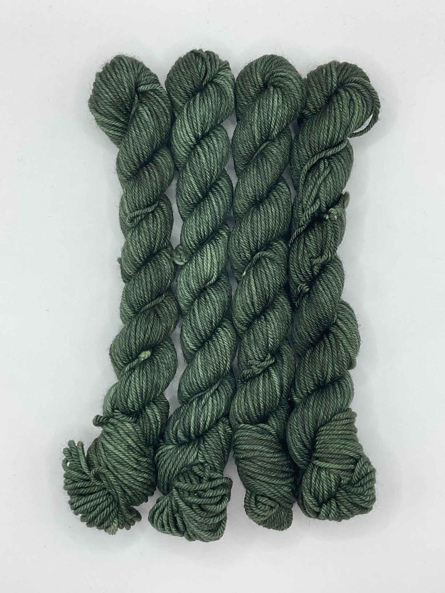 Mini DK Hunter Green Skein