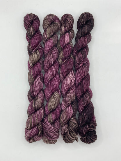 Mini DK Lodge skein