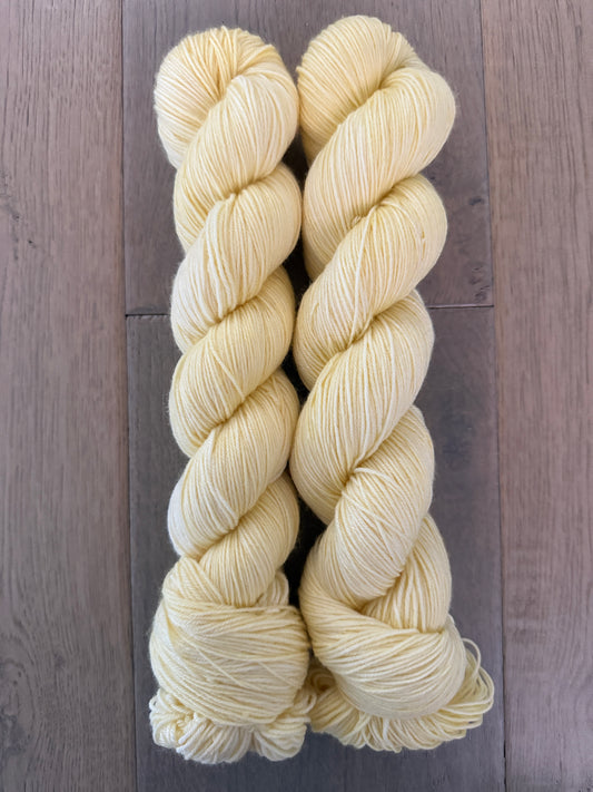 DK Butter Skein