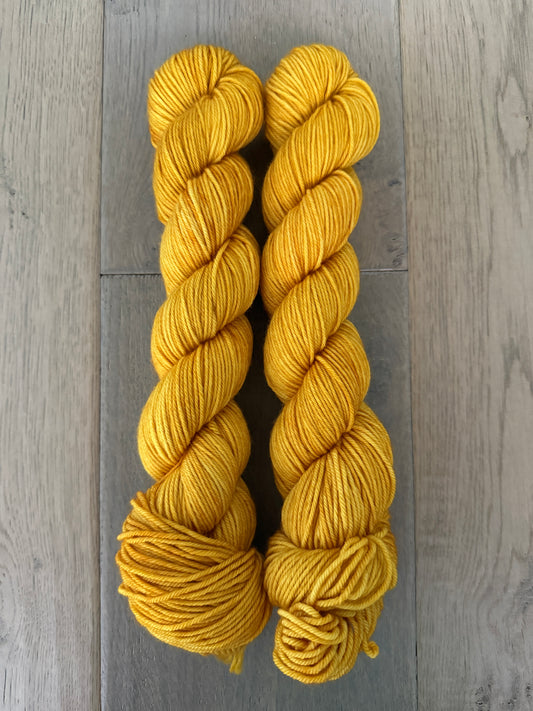 DK Gold Skein