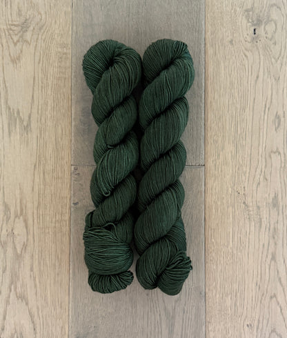 Hunter Green Fingering Skein