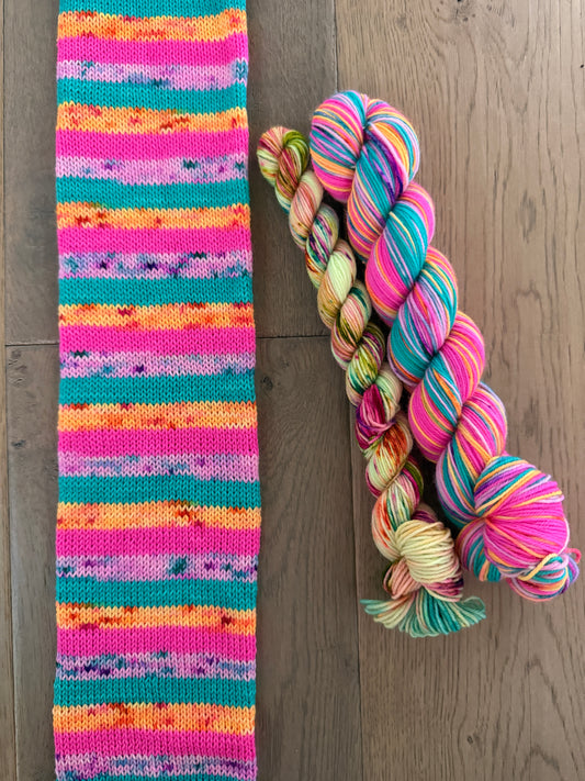 Beach Babe Fingering Self-Striping Sock Set
