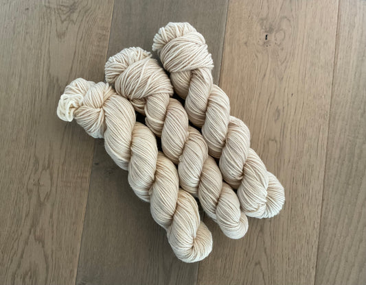 Worsted Antique Lace Skein