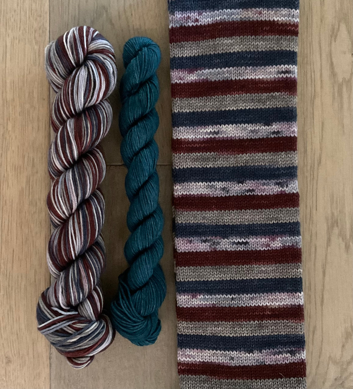 Book Boyfriend Fingering Self-Striping Sock Set