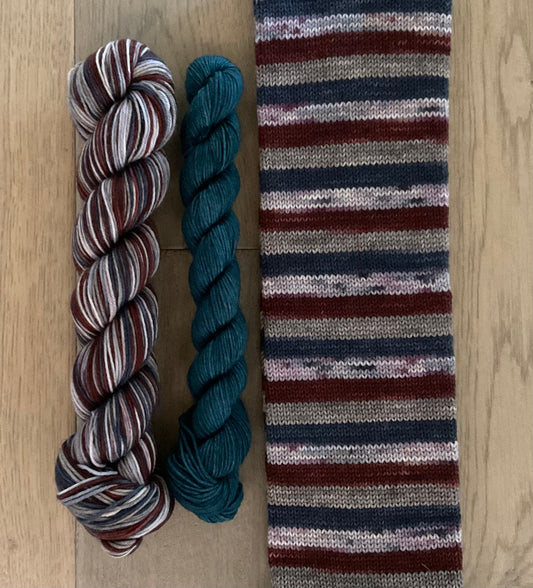 Book Boyfriend Fingering Self-Striping Sock Set