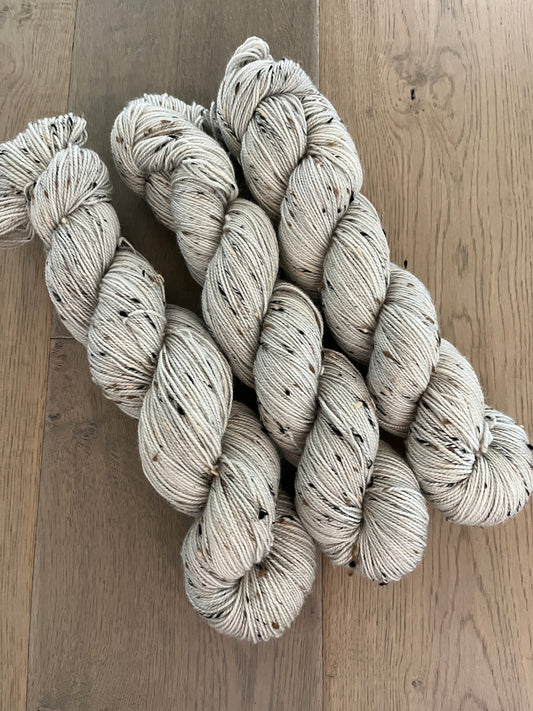 Fingering Tweed Dove Skein