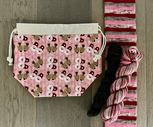 Pinkmas Project bag and sock set