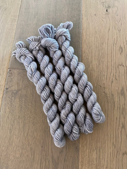 Mini Worsted Silver Skein