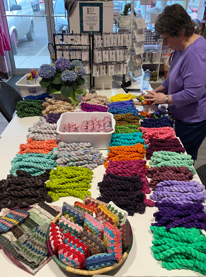 LYS DAY Yarn Bouquet
