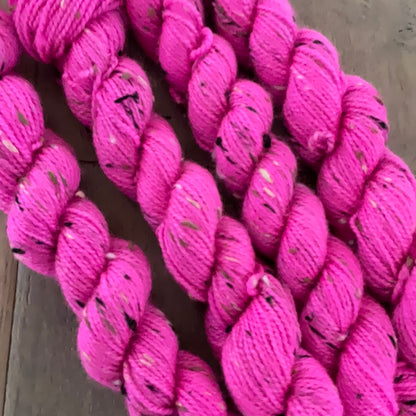 Mini Fingering Tweed Neon Pink Skein