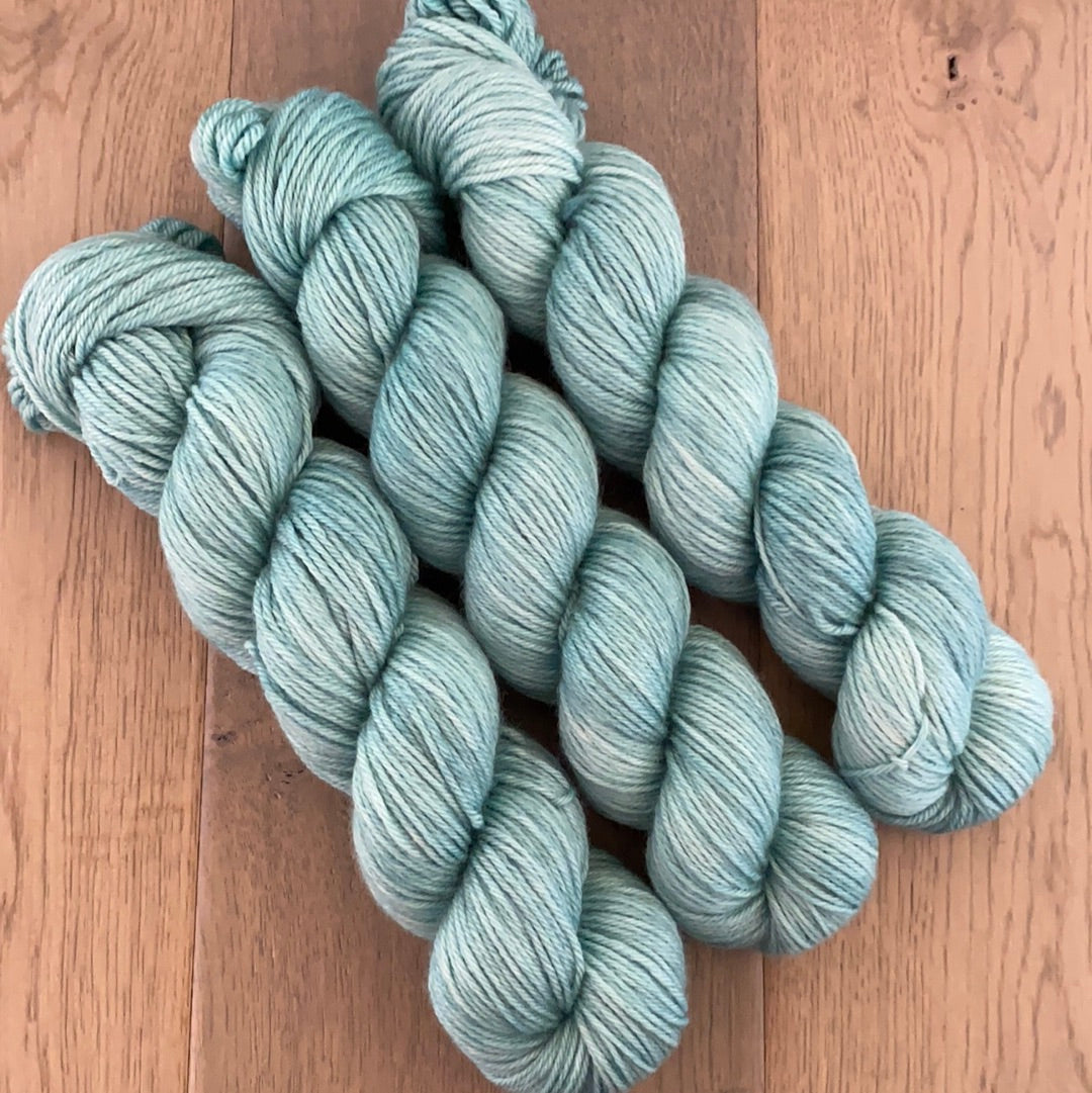 Worsted Frost Yarn