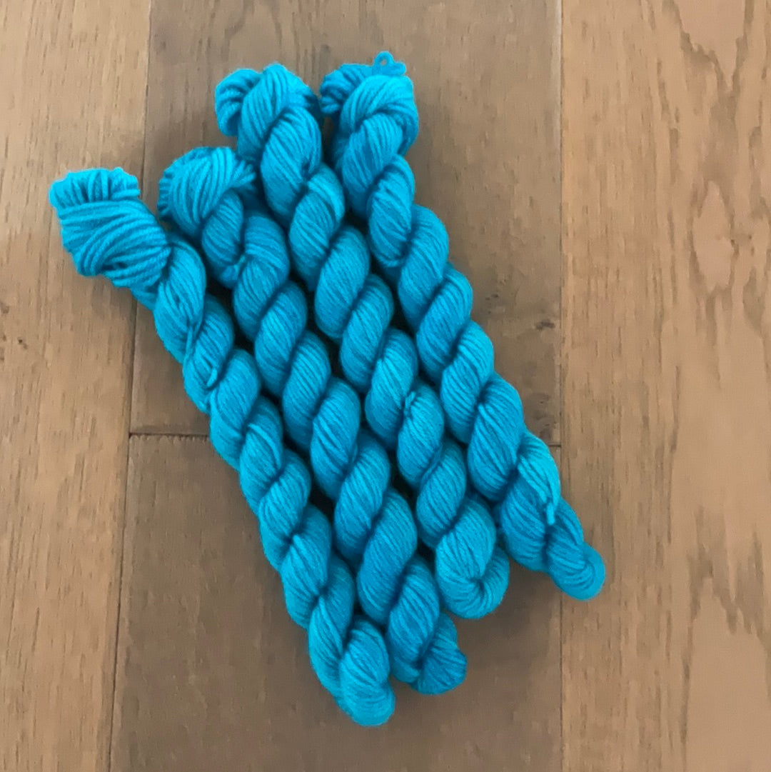 Mini DK Turquoise Skein